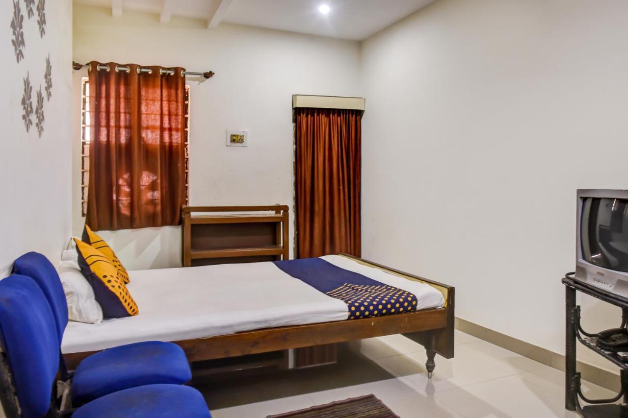 Spot On 75653 Hotel Rohit Bilāspur Esterno foto